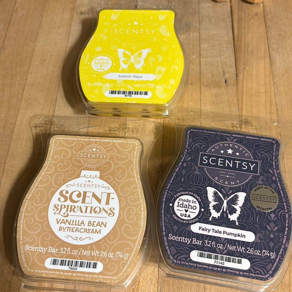New Scentsy candle melts